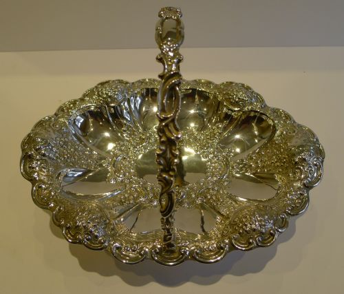 Antique English Silver Plated Footed Basket by Alexander Manufacturing Co. London, C.1900