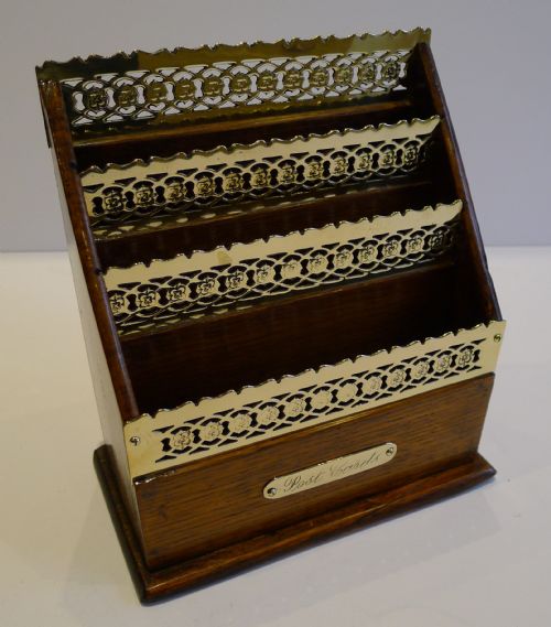 Antique English Oak & Brass Post Cards Caddy C.1890 / 1900