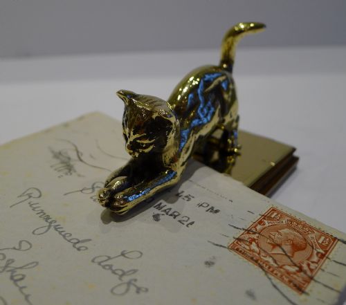 Antique English Oak & Polished Brass Cat Chasing Mouse - Letter or Note Clip C.1880