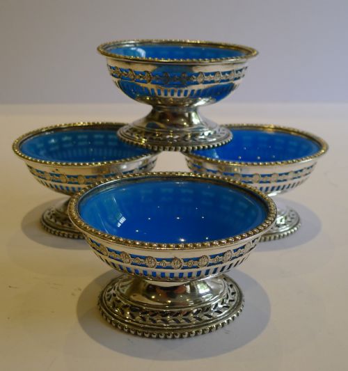 Set of Four Antique English Salts in Silverplate with Blue Opaline Glass Liners C.1880