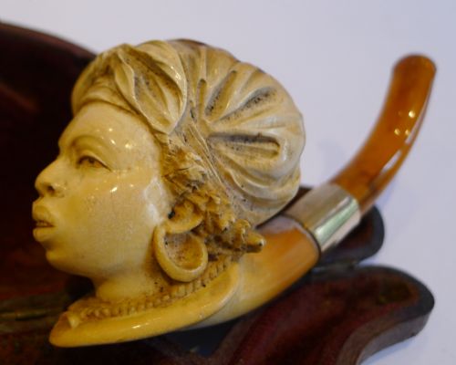 Fine Quality Antique Figural Meerschaum & Amber Pipe C.1900 - Blackamoor Lady