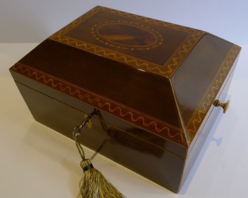 Elegant & Stylish English Sheraton Inlaid Harewood Table Box C.1790