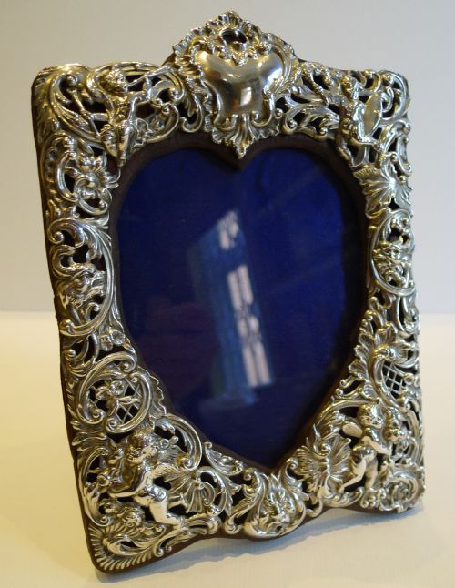 Antique Sterling Silver Heart Photograph Frame - Art Nouveau & Cherubs by William Comyns - 1901