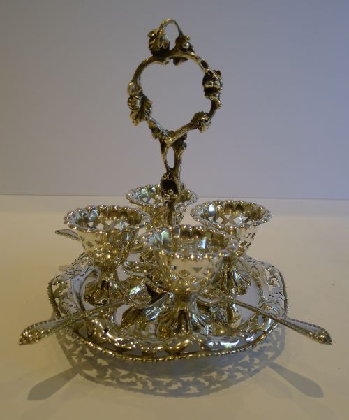 Antique English Egg Cruet in Silver Plate C.1900