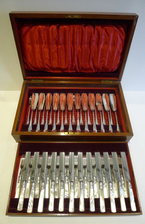 Magnificent Antique English Fruit and Fish Set by Allen & Darwin C.1890