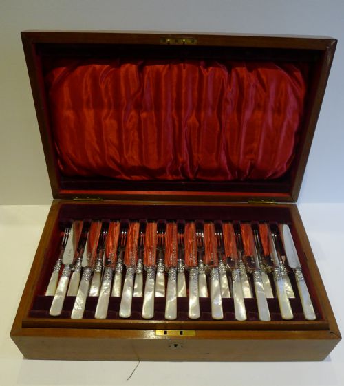 fig 2. Magnificent Antique English Fruit and Fish Set by Allen & Darwin c.1890