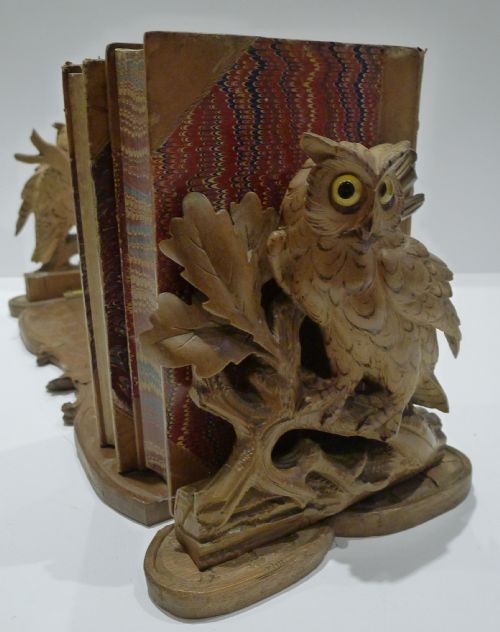 Stunning Quality Antique Figural Carved Swiss Black Forest Book Ends / Holder - Owls