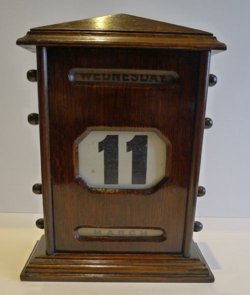 Large Antique English Oak Perpetual Desk Calendar C.1900