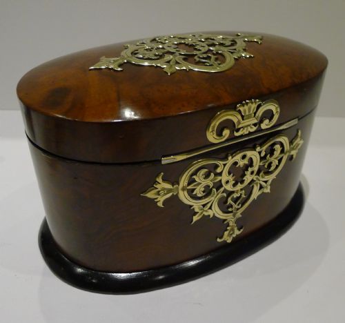 fig 1. Top-Notch Antique English Burl Walnut Tea Caddy by Pearce, London c.1860