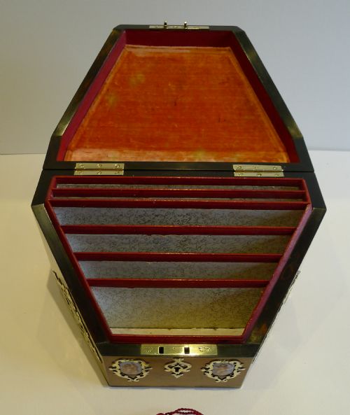 MAGICAL ANTIQUE ENGLISH BURR WALNUT HANDPAINTED PORCELAIN STATIONERY BOX C1850 - ADDITIONAL PHOTO 9