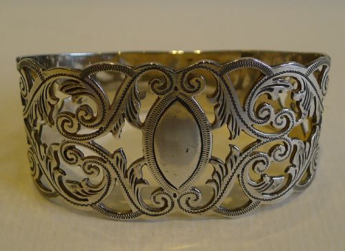 Stunning Antique English Sterling Silver Napkin Ring by James Dixon