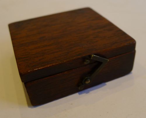 fig 1. Small English Georgian Pocket Compass c.1800 In Mahogany Case