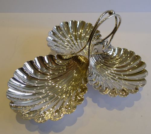 Top Quality Silver Plated Shell Dish with Three Shell Feet by Elkington & Co. - 1909