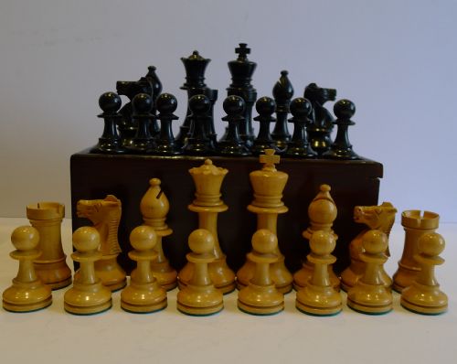 Large Antique English Weighted Boxwood Chess Set with Storage Box C.1910