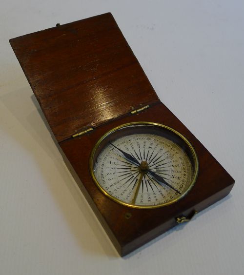 Antique English Georgian Block Compass C.1830 in Mahogany Case