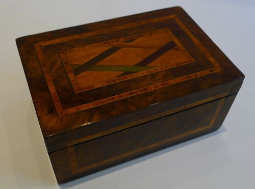 Unusual Small Antique English Inlaid Burr Walnut Box C.1860