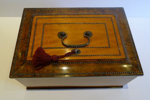 fig 1. Unusual Antique French Satinwood & Burr Thuya Wood Box c.1820