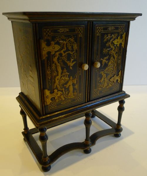 Rare Antique English Musical Chinoiserie Perfume Bottle Box - Baccarat Bottles C.1890