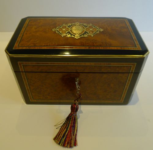 Stunning Inlaid French Burr Cedar Tea Caddy - Brass Mounted C.1860