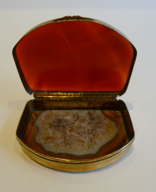 Fabulous Large Antique Scottish Agate Snuff Box C.1880