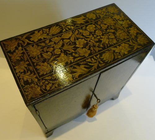 MAGNIFICENT ANTIQUE ENGLISH PENWORK TABLE CABINET C1790 - ADDITIONAL PHOTO 9