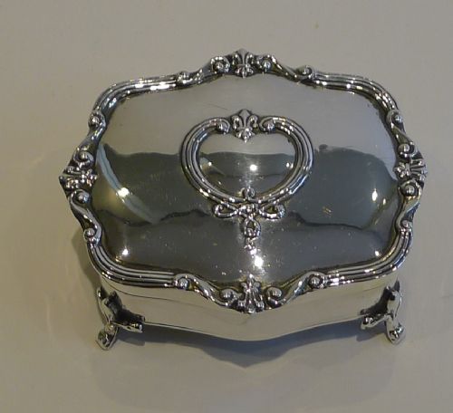 Pretty English Sterling Silver Jewelry / Trinket Box - 1919