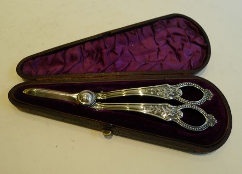 Antique English Art Nouveau Grape Shears C.1890