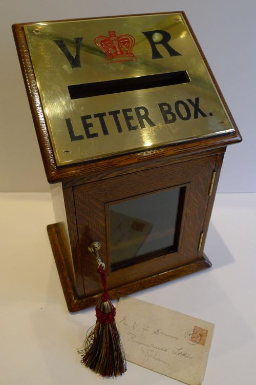 Antique English Letters Box in Oak with Brass C.1890