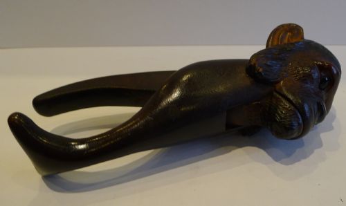 ANTIQUE FIGURAL BLACK FOREST NUTCRACKER C1900 - ADDITIONAL PHOTO 5