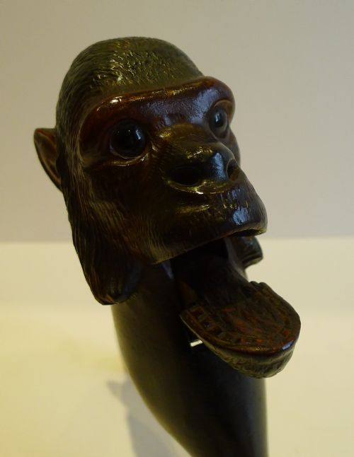 ANTIQUE FIGURAL BLACK FOREST NUTCRACKER C1900 - ADDITIONAL PHOTO 6