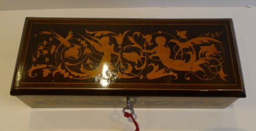 fig 1. Stunning Antique Italian Sorrento Marquetry Inlaid Box c.1880