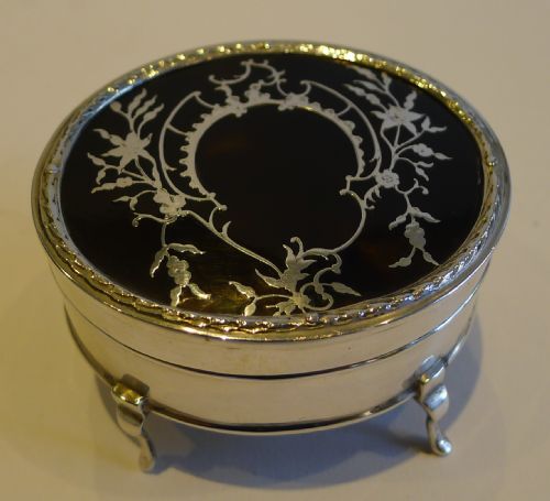 fig 1. Antique Englsih Sterling Silver & Tortoiseshell Jewellery Box - Silver Pique Inlay