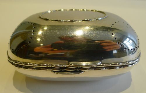 fig 1. Grand Antique Tiffany Sterling Silver Soap Box c.1900