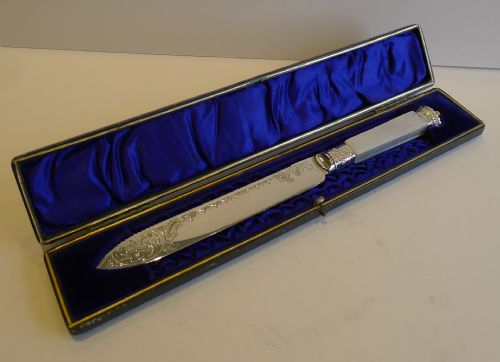 Magnificent Antique English Boxed Silver Plate & Mother of Pearl Cake Knife