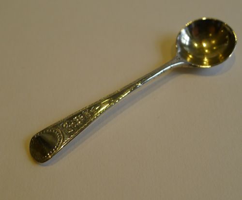 BOXED SET ANTIQUE ENGLISH STERLING SILVER OPEN SALTS SPOONS 1881 - ADDITIONAL PHOTO 3