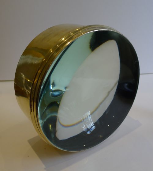 Huge Magnifying Glass / Paperweight