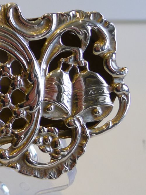 fig 1. Antique English Sterling Silver Wedding Pot Pourri Box by William Comyns