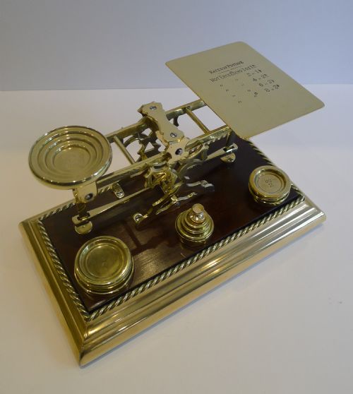 Antique Mahogany and Brass Postal Scale by Sampson Mordan -= Victoria Cross C.1880
