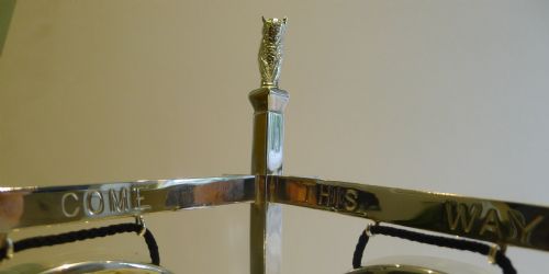 RARE ANTIQUE SILVER PLATED ENGLISH NOVELTY TABLE GONG 1888 - ADDITIONAL PHOTO 1