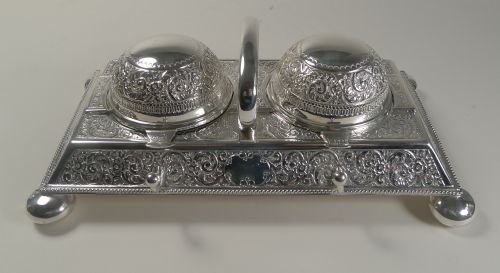 UNUSUAL ANTIQUE ENGLISH SILVER PLATED DOUBLE INKWELL BY MARTIN HALL - ADDITIONAL PHOTO 2