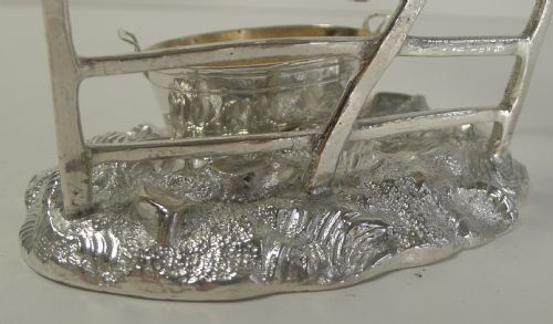 CHARMING ANTIQUE ENGLISH FIGURAL SILVER PLATED NOVELTY CRUET REG 1873 - ADDITIONAL PHOTO 4