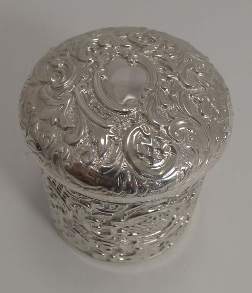 fig 1. HANDSOME ANTIQUE ENGLISH STERLING SILVER CYLINDRICAL DRESSING TABLE BOX