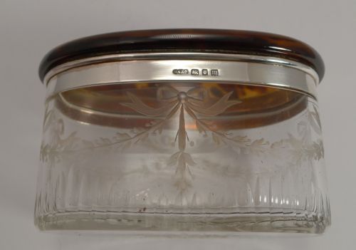 EXQUISITE SILVER AND TORTOISESHELL LIDDED BOX 1927 - ADDITIONAL PHOTO 2