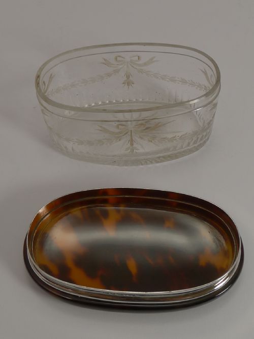 EXQUISITE SILVER AND TORTOISESHELL LIDDED BOX 1927 - ADDITIONAL PHOTO 6