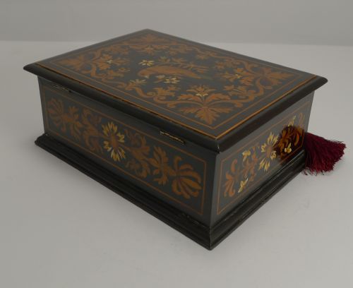 RARE ANTIQUE FRENCH EBONY AND INTRICATELY INLAID BOX DOVE C1860 - ADDITIONAL PHOTO 3