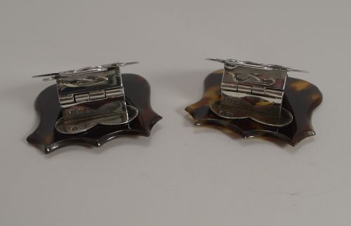 PAIR ANTIQUE ENGLISH STERLING SILVER AND TORTOISESHELL HEART LETTER CLIPS - ADDITIONAL PHOTO 3