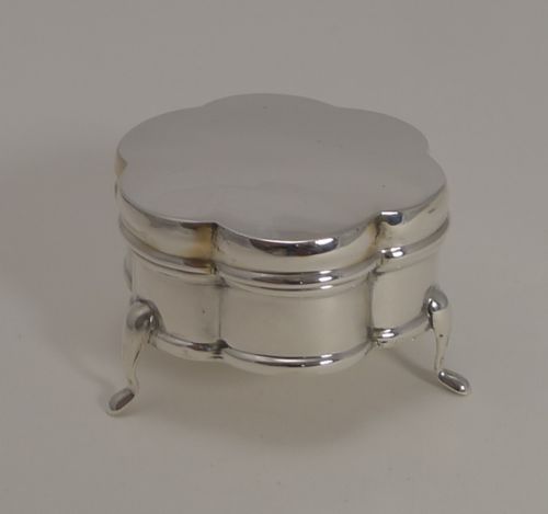 Small Antique English Sterling Silver Jewellery / Ring Box - 1913