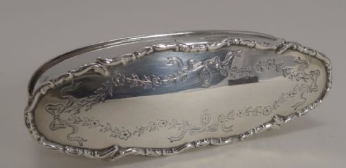 Pretty Antique English Sterling Silver Ring Box for Five Rings