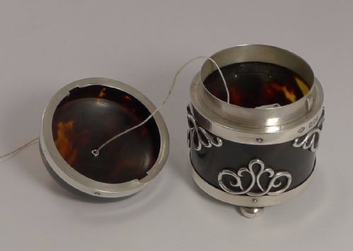 STUNNING ANTIQUE ENGLISH TORTOISE SHELL AND STERLING SILVER STRING OR TWINE BOX - ADDITIONAL PHOTO 5