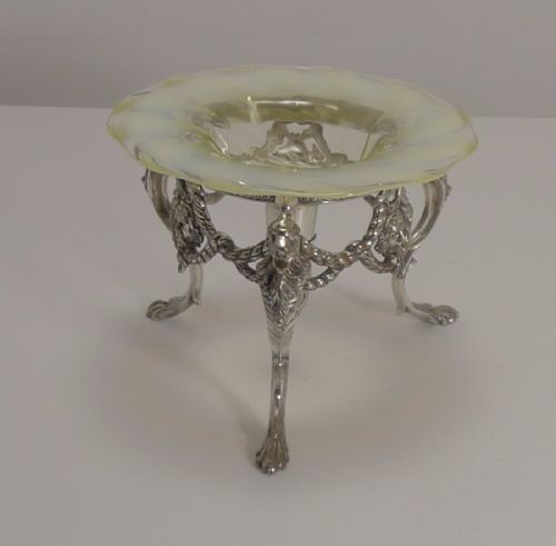 TOP QUALITY JAMES DIXON SILVER PLATE AND OPALINE GLASS CENTREPIECE C1880 - ADDITIONAL PHOTO 11
